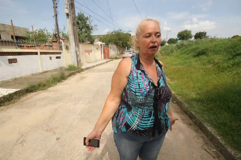 Izabel Correia só tem conseguido frequentar um dia de aulas na faculdade particular em Niterói