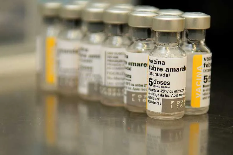 O município já recebeu 10 mil doses da vacina para imunizar quem mora mais perto das áreas de mata dessas regiões.