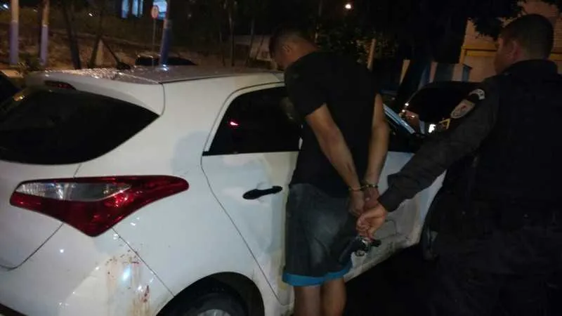 Homens estavam roubando nos bairros de São Gonçalo