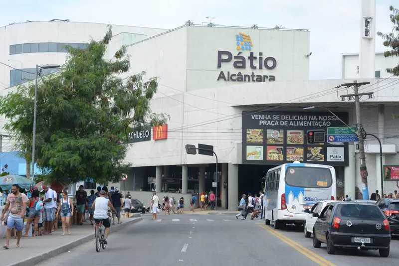 Lojas do Pátio Alcântara, por exemplo, funcionam das 9 às 15h. A praça de alimentação, das 10 às 16h