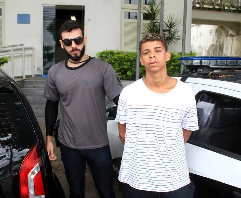Dezenove foi preso por agentes da 79ªDP e vai responder pelos crimes de estupro e roubo