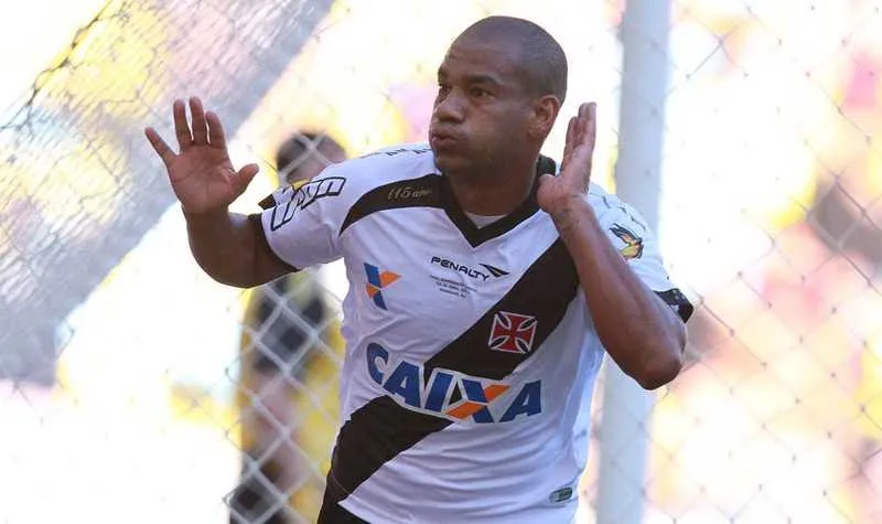 O zagueiro Rodrigo não estava nos planos da comissão técnica