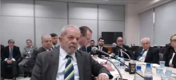 O ex-presidente Luiz Inácio Lula da Silva presta depoimento ao juiz Sérgio Moro
