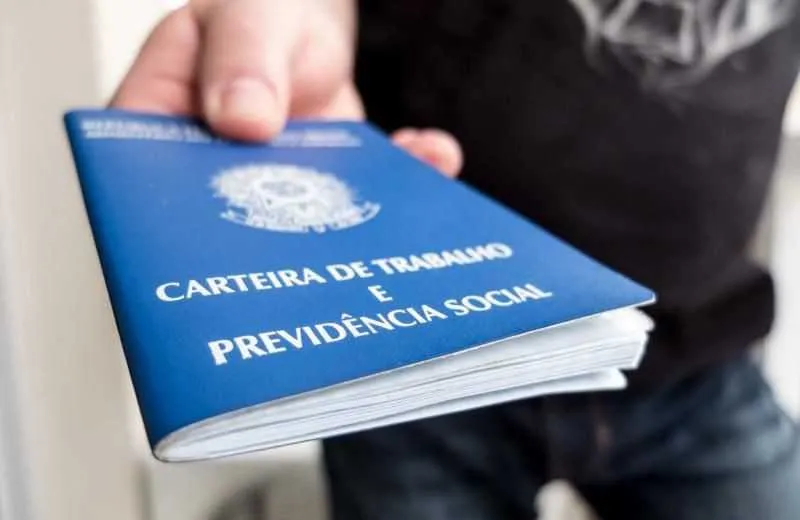 Em SG, o maior número de vagas é para cargo de vendedor
