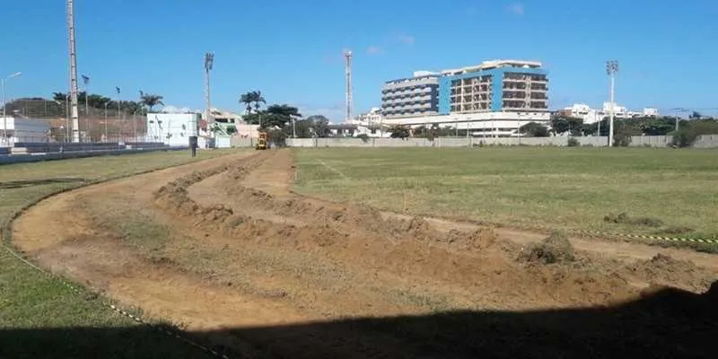 Segundo a Secretaria de Esporte, a pista de saibro estará pronto na primeira semana de junho