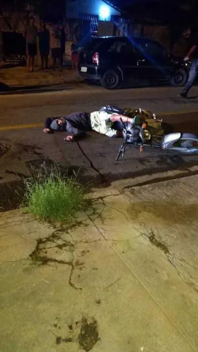 Homem foi executado a tiros e outro acabou baleado, no Fonseca