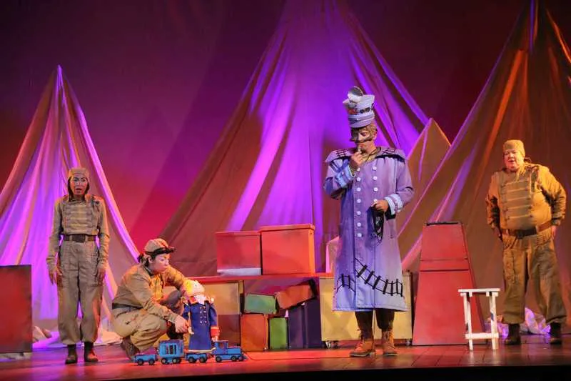 Imagem ilustrativa da imagem Espetáculo infantil encanta no Teatro Popular