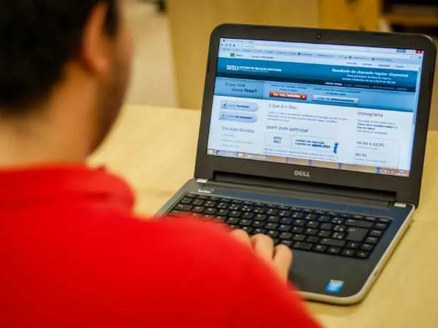 As provas serão aplicadas em dois domingos consecutivos, nos dias 5 e 12 de novembro