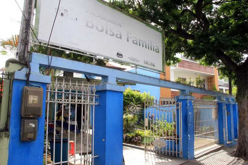 Vítimas faziam recadastramento quando foram surpreendidas