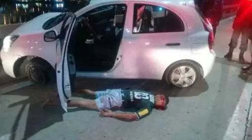 Suspeito foi atingido por tiro na cabeça e está em estado grave no hospital