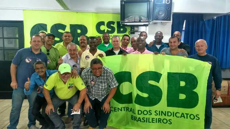 Imagem ilustrativa da imagem Rodoviários participam do ‘Ocupa Brasília’ contra reformas de Temer