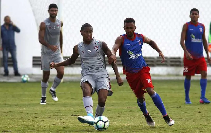 O atacante Robert comandou o ataque tricolor, ontem, no CT
