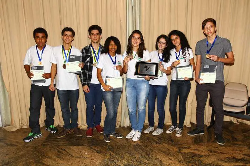 Oito alunos da Secretaria de Estado de Educação (Seeduc) foram premiados