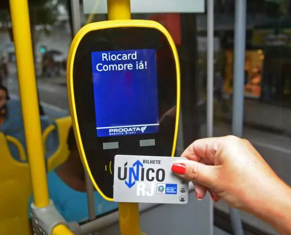 Segundo a Secretaria Estadual de Transportes, menos de 30% dos usuários fizeram o cadastro