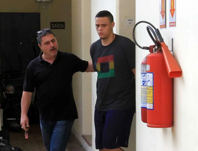 Viktor: preso na Rua da Feira