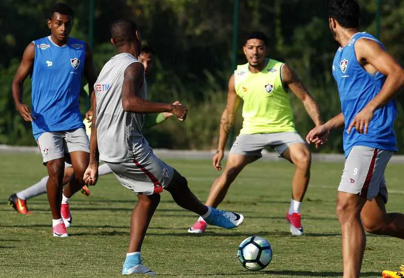 Jogadores do Flu tiveram um dia de treino intenso no CT