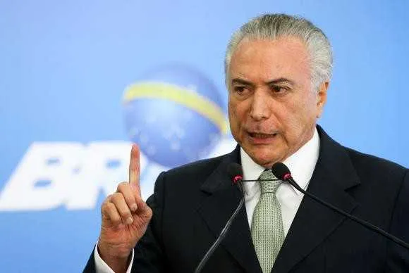 Imagem ilustrativa da imagem Temer destaca votações no Congresso e diz que Brasil "não vai parar"