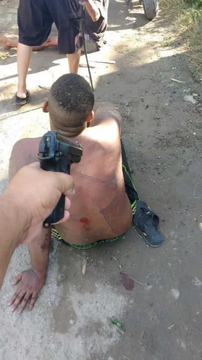 Imagem ilustrativa da imagem Jovens acusados de assaltos são espancados por traficantes em SG