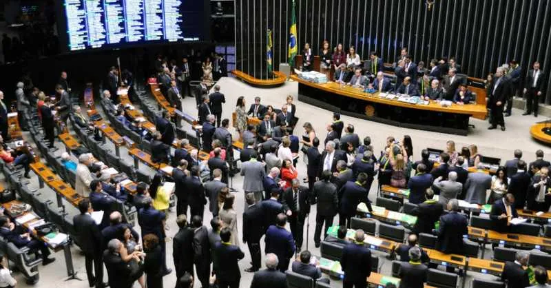 Projeto é o único que estará em pauta na Câmara nesta terça
