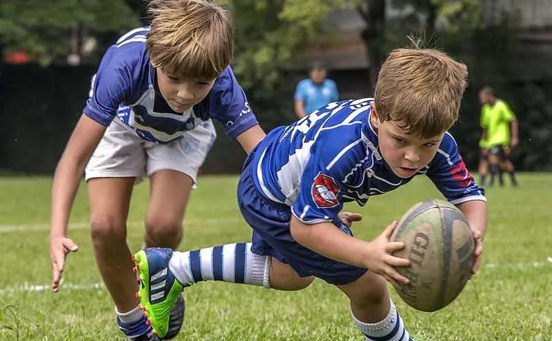 O Rugby Escolar é uma parceria com Instituto CCR Via Lagos