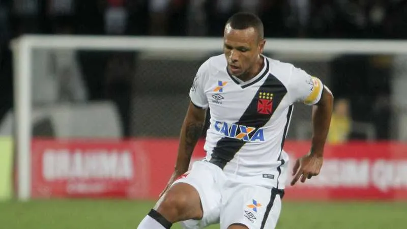 Luis Fabiano deve retornar ao time na rodada do meio da semana