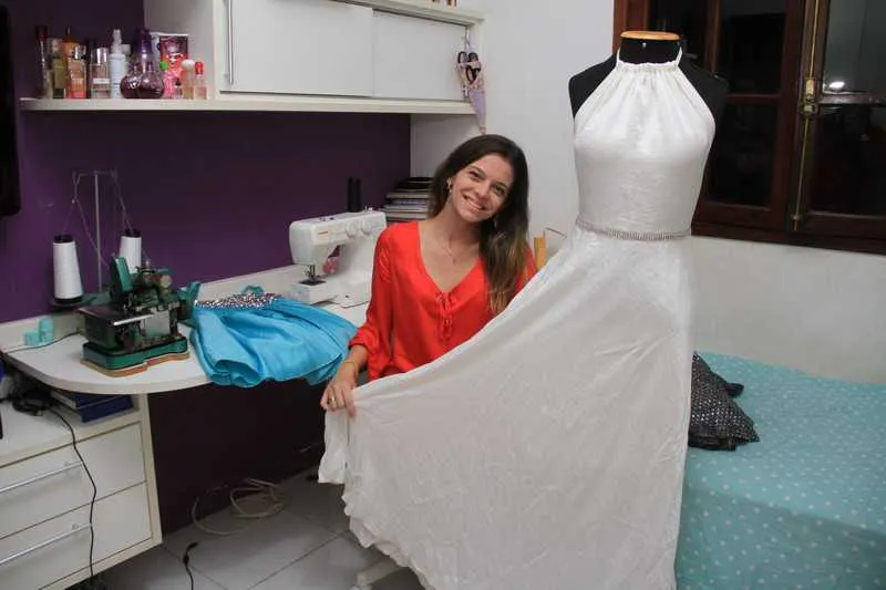 A simpática Beatriz precisa arrecadar cerca de R$ 90 mil para custear os estudos na Inglaterra