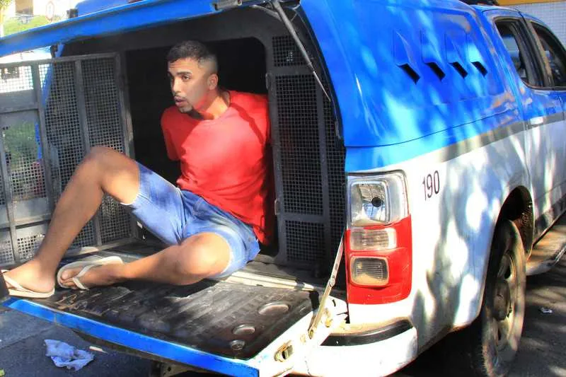 Michael foi pego com o carro e outros pertences da vítima