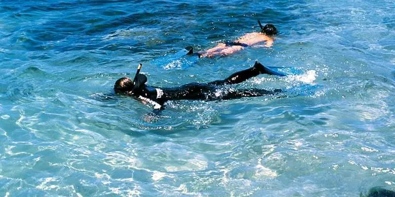Outra prática esportiva comum em Cabo Frio é a pesca submarina, que utiliza técnicas de mergulho para capturar animais