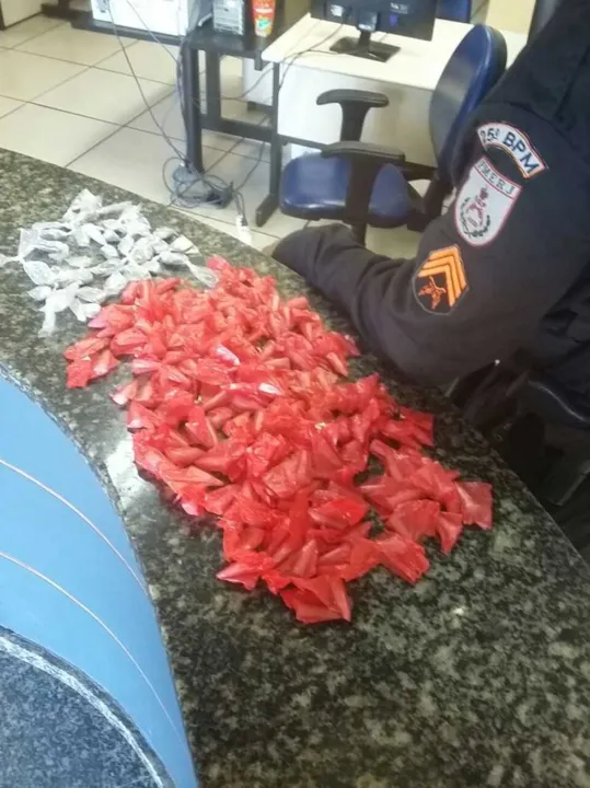 
 Menor também foi surpreendido com drogas em Manoel Corrêa