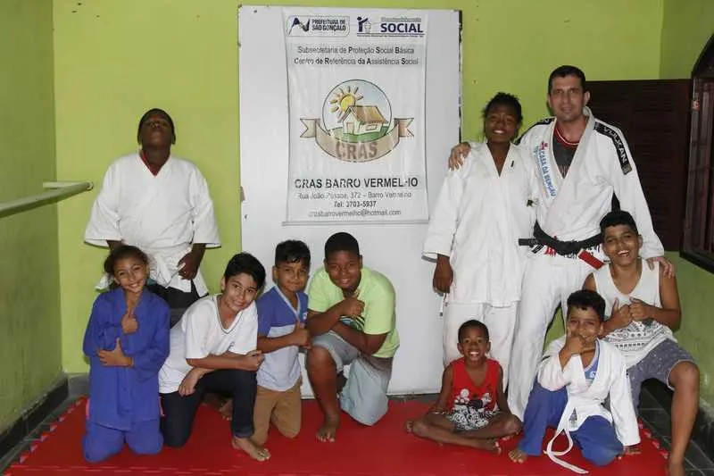 Vinte crianças fazem as aulas no Cras do Barro Vermelho