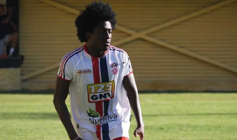 O lateral Alan considera importante o jogo contra o Serrano