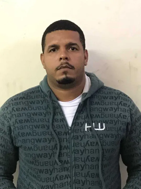 Nélio Almeida, investigado na operação, entregou-se ontem na DH