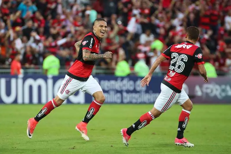 Artilheiro do Fla no Brasileiro, com quatro gols, Guerrero marcou todos eles na ‘Ilha do Urubu’