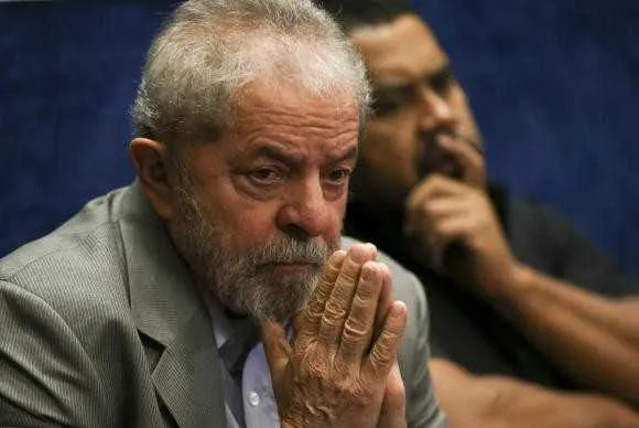 Lula foi condenado a nove anos e meio de prisão