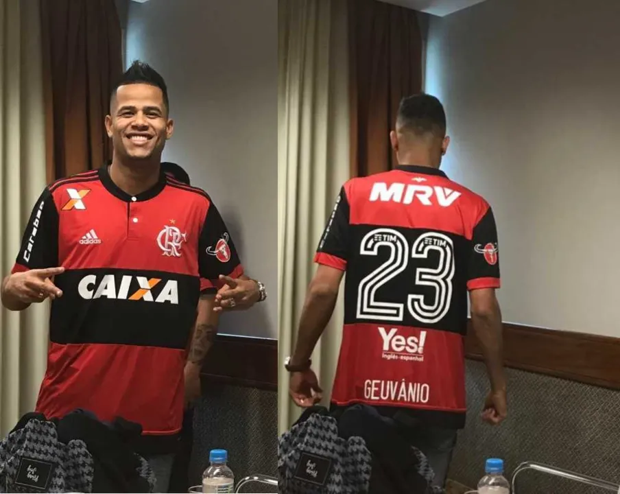 O jogador Geuvânio já pode ser utilizado pelo Flamengo. Ele usará a camisa de número 23