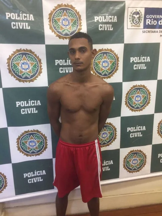 Cristiano Ferreira tinha mandado de prisão contra ele