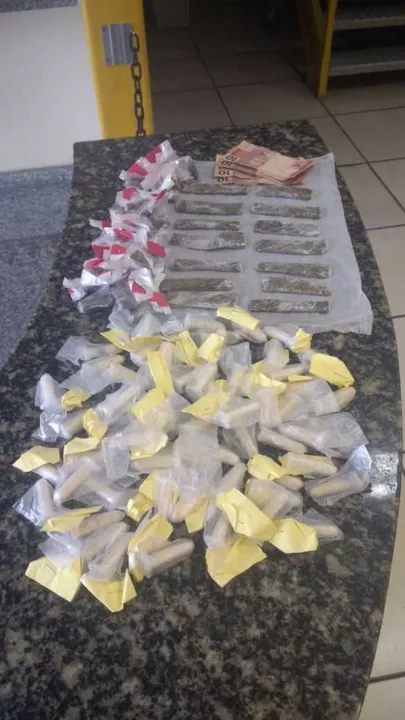 Material apreendido foi encaminhado à delegacia de Cabo Frio
