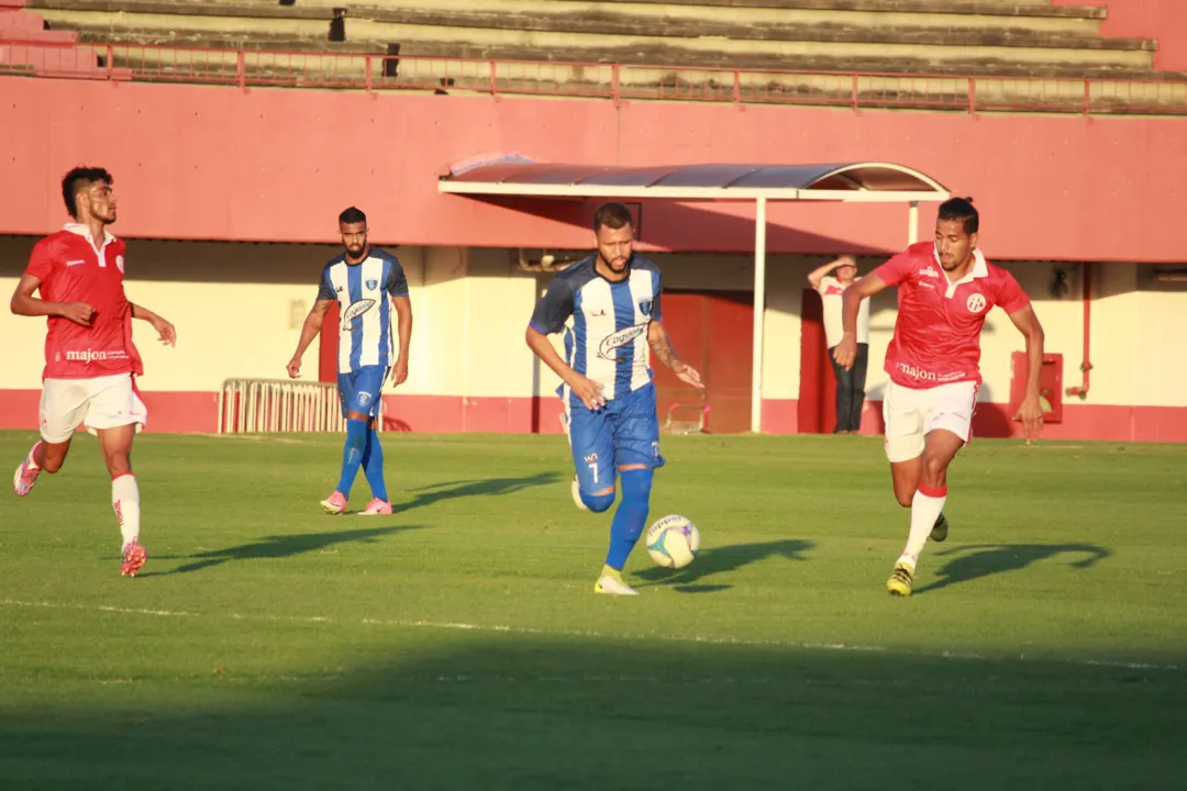 O São Gonçalo Esporte Clube perdeu para o América por 1 a 0, e continua sem vencer no returno