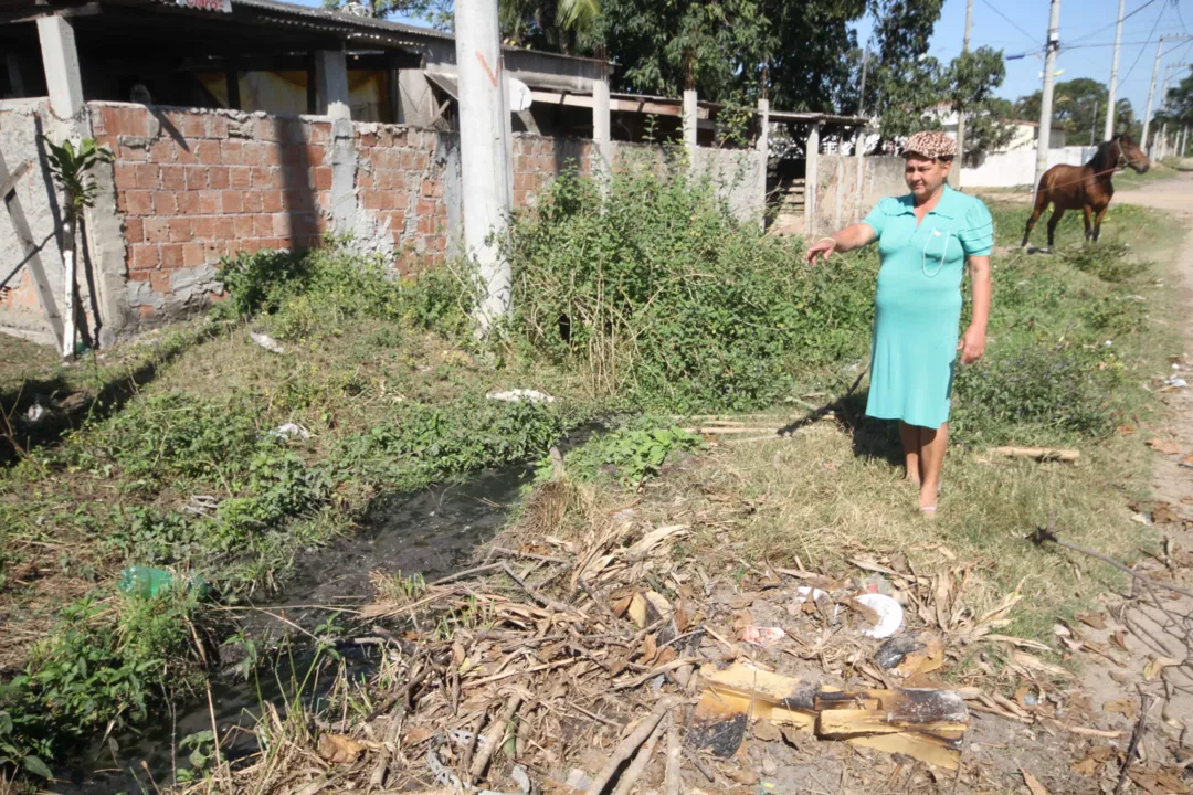  Rua Visconde de Itaboraí, no bairro São Joaquim, precisa de diferentes tipos de serviços
