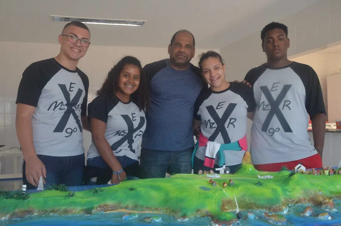 Alunos do 9º ano estão representando a cidade em olimpíada