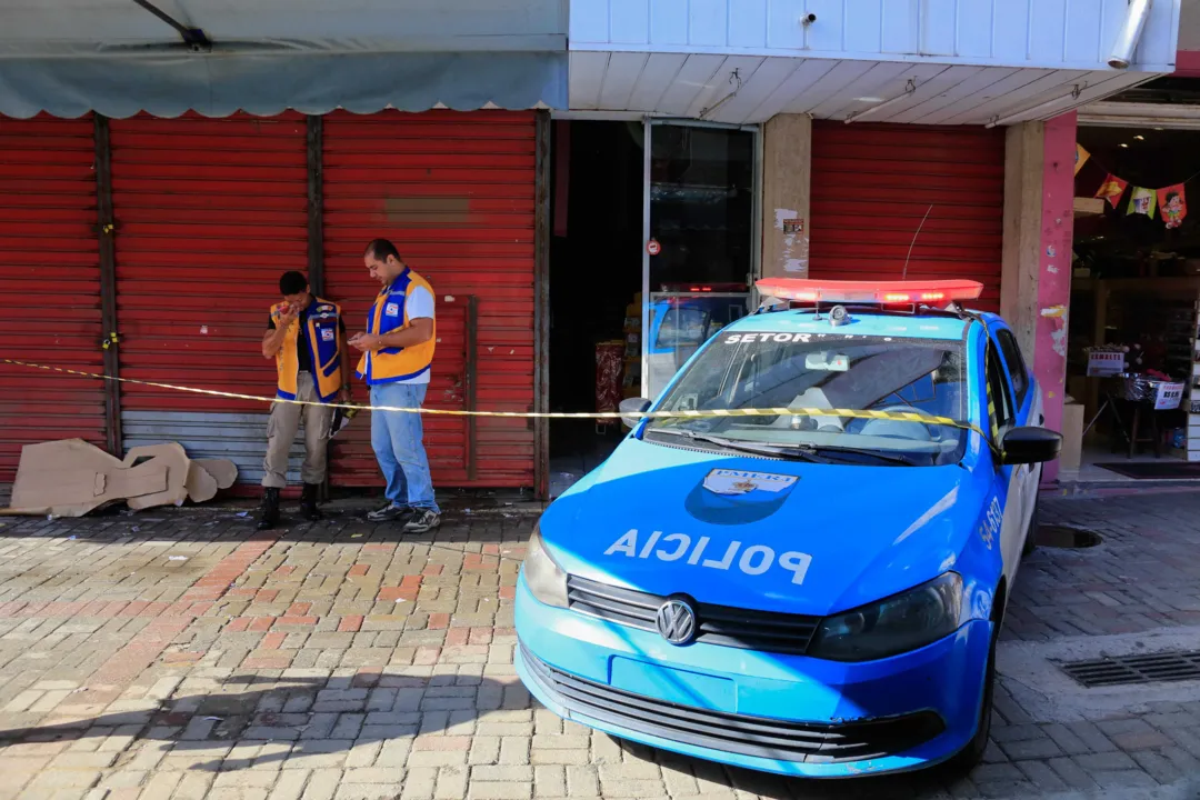  A causa do incêndio na loja ainda é de origem desconhecida