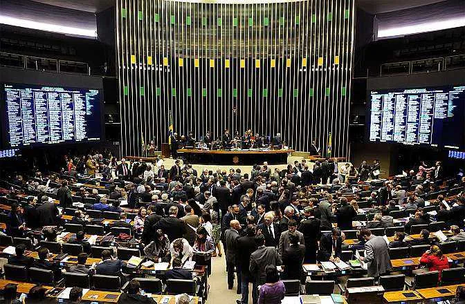  Antes de ir para o Plenário da Câmara, a proposta da reforma precisa ser aprovada em comissão