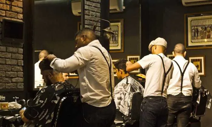 Barbearia está entre as opções de cursos