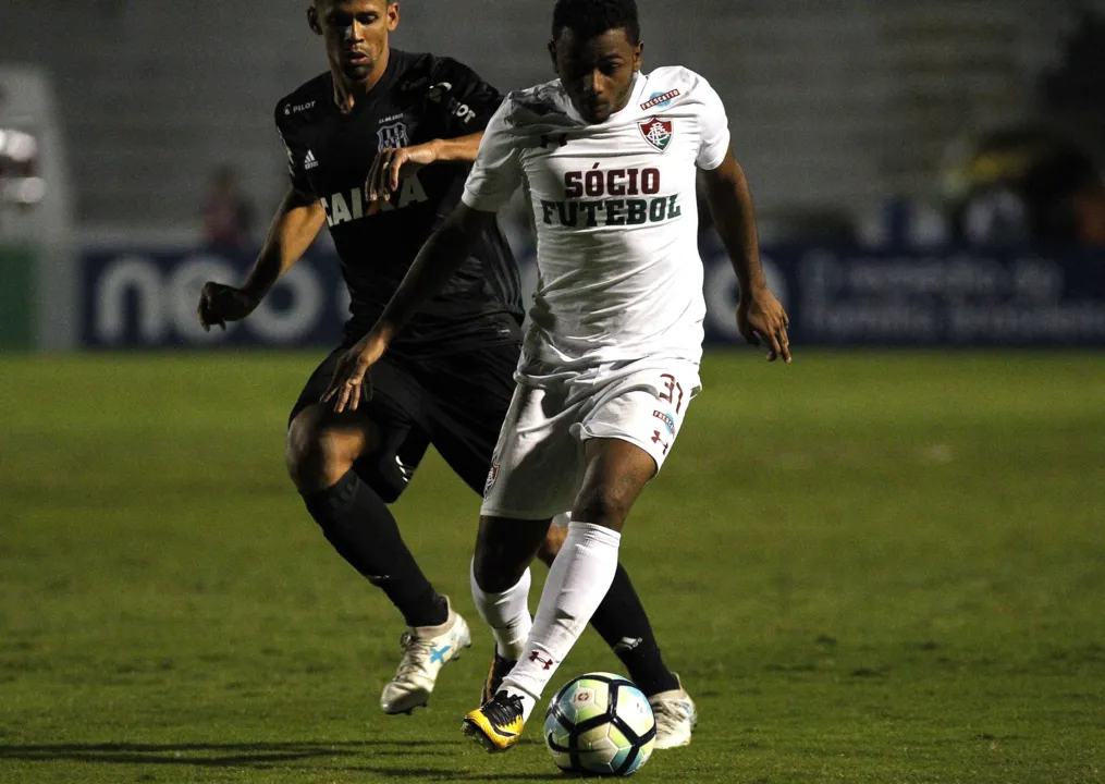 Sem apresentar um bom futebol, as duas equipes fizeram um jogo morno. Resultado fora de casa, acabou favorecendo o Tricolor