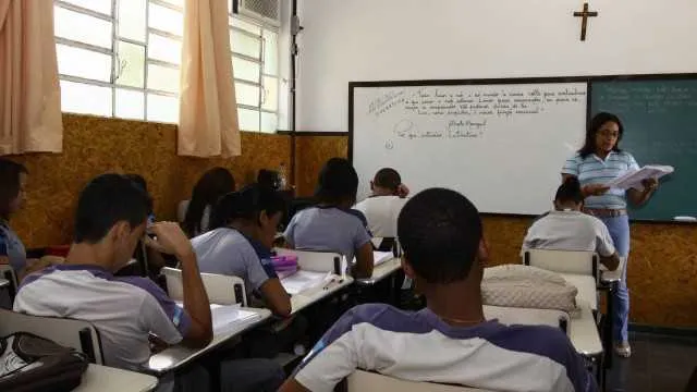 Também será pago 50% do salário dos servidores ativos, inativos e pensionistas da Segurança.