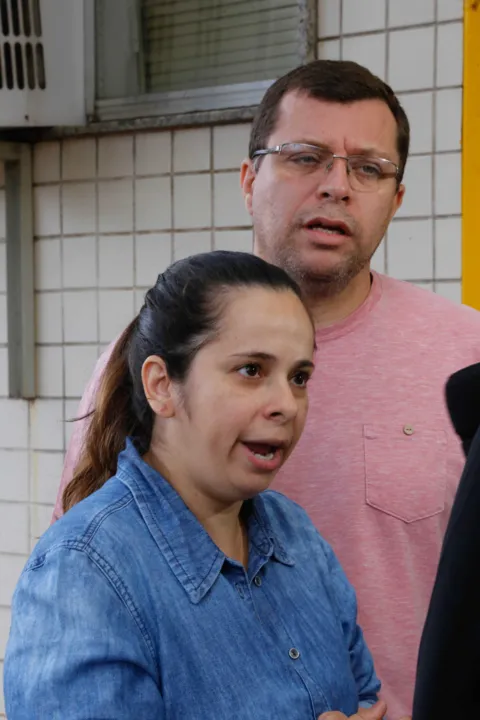 Vivian e João agradeceram muito aos policiais militares