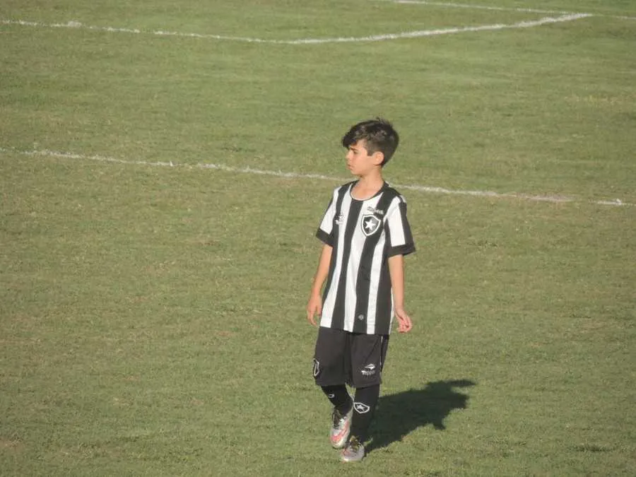 João Gabriel está brilhando na divisão Sub-11 do Botafogo