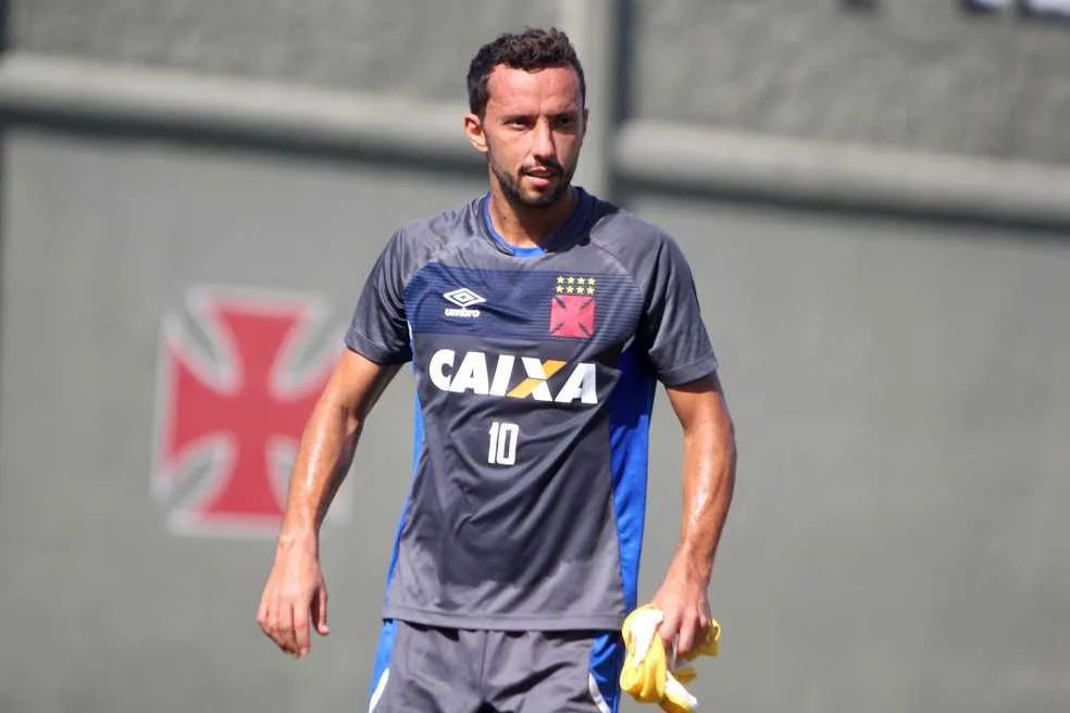 O camisa 10 Nenê tem grandes chances de ser titular na partida contra o Bahia, na Fonte Nova