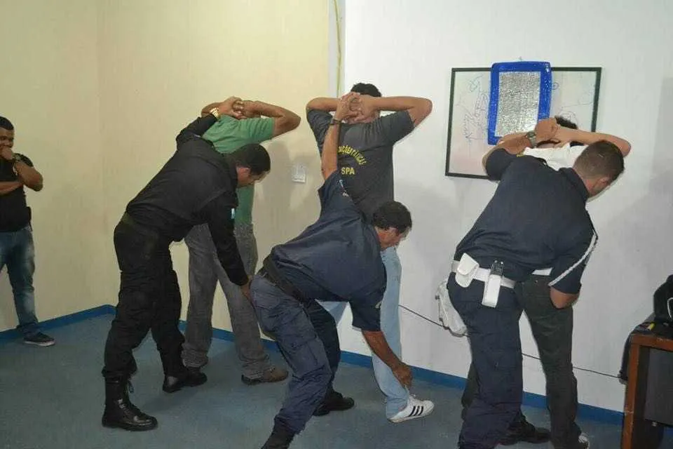 As aulas são ministradas por agentes da Guarda Municipal de Arraial do Cabo (GMAC).
