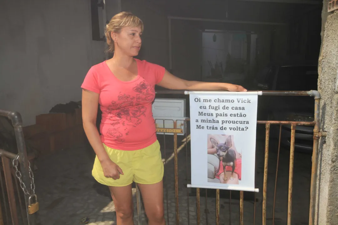 14 08 Cristiane dos Santos procura por cachorrinha desaparecida LEONARDO F